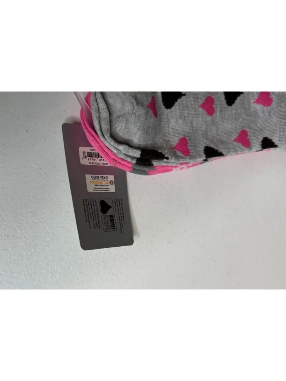 Hersheys Kisses 2 Pair Low Cut Ankle Socks Womens 4-10 Pink Gray NWT